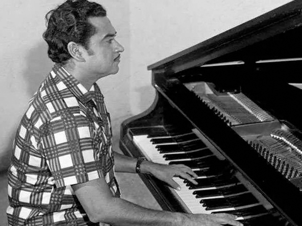 With Chu Kar Mere Man Ko And Many More Let S Relive Melodies Of Legend Kishore Kumar Newsbharati With Chu Kar Mere Man Ko And Many More Let S Relive Melodies Of Legend Kishore Kumar Newsbharati