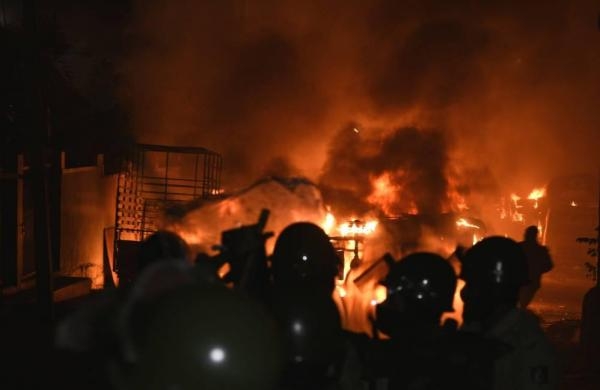 riots_1&nbsp;&nbsp;H x W: