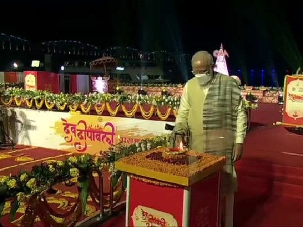 Varanasi_1&nbsp;&nbsp;H x