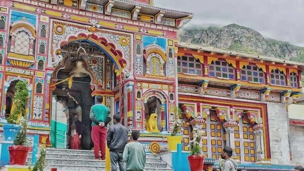 Over 2 lakh pilgrims have visited Char Dham shrines till now - NewsBharati