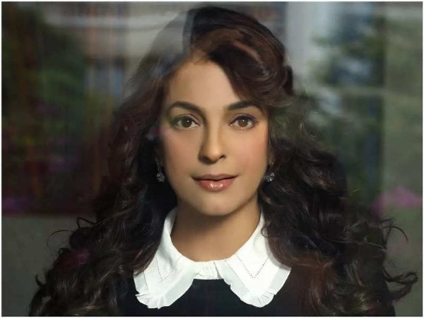 Juhi Chawla_1