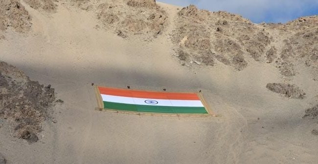 World's largest Khadi national flag to be displayed at 1971 war site