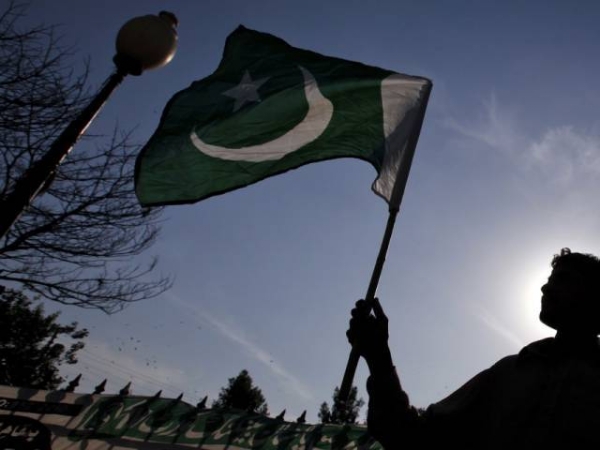 Pakistan heading for a fall is all the more dangerous for the world