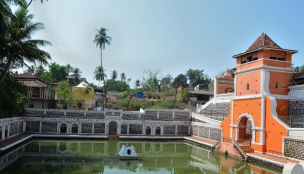 Mangesh temple tank 