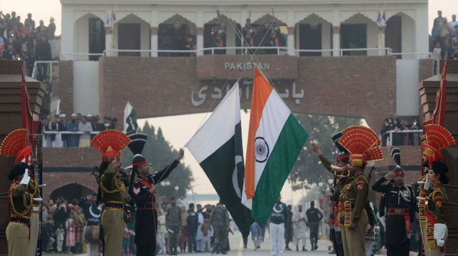 India to hoist flag higher than Pakistan at AttariWagah border