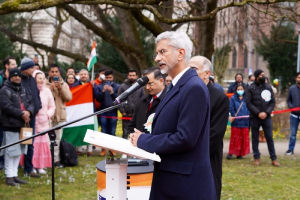 India on China aid