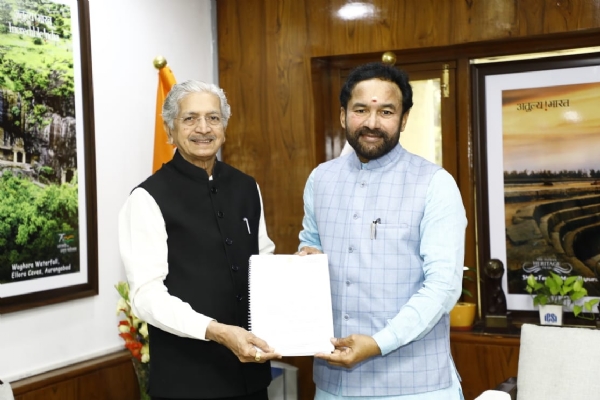 Subhash Desai G K Reddy 