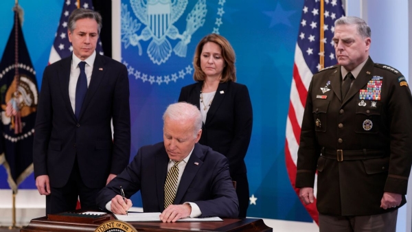 Biden Aid to Ukraine