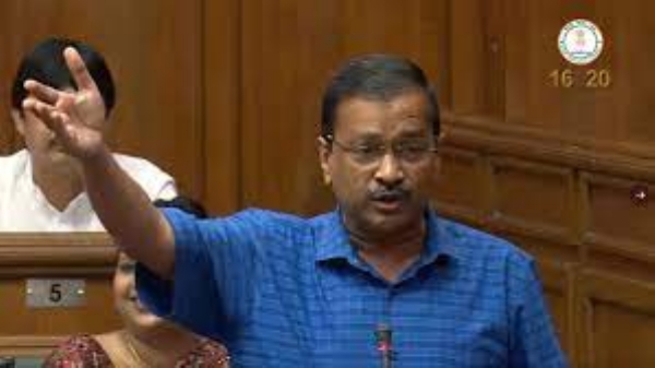 Kejriwal Vs Agnihotri