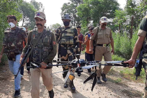 BSF troops open fire at Pakistani drone 