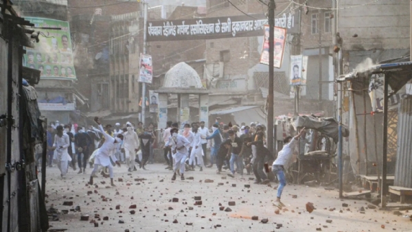 Kanpur Stone Pelting