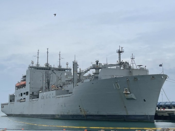 In a first, US Navy Ship arrives in India for repair services