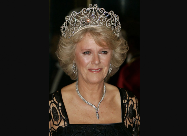 From Kohinoor to Delhi Durbar Tiara Royal Jewellery looted by Queen Elizabeth II