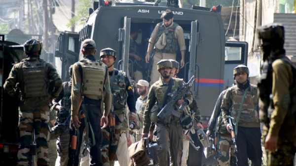 Two terrorists involved in killings of migrants killed in encounter in Srinagar