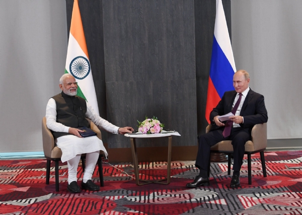 PM Modi tells Putin This era is not of war makes global headlines, wins praises from US