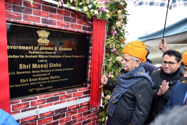 Manoj Sinha inaugurates 936-flat accommodation for Kashmiri Pandits in Srinagar