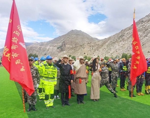 tibet troops