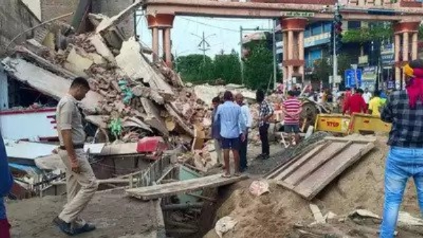 3-storey building collapses in Bilaspur in Chhattisgarh