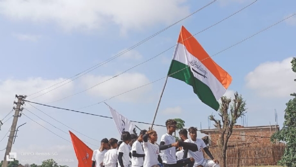 WATCH: Radical Islamists tamper national flag, Ashoka Chakra replaced with Urdu words during Muharram procession in Jharkhand