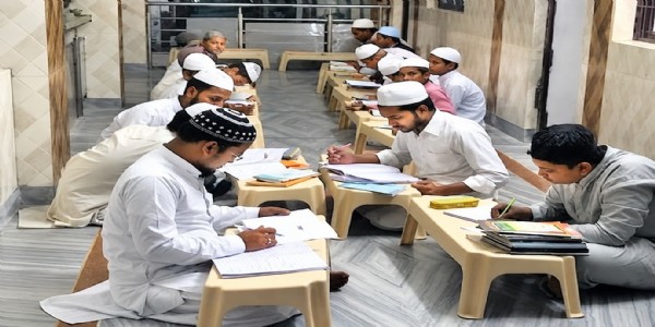 “Ensure SP candidates victory”: UP Madrasa Managers Association issues political ‘Fatwa’, backs party nominees