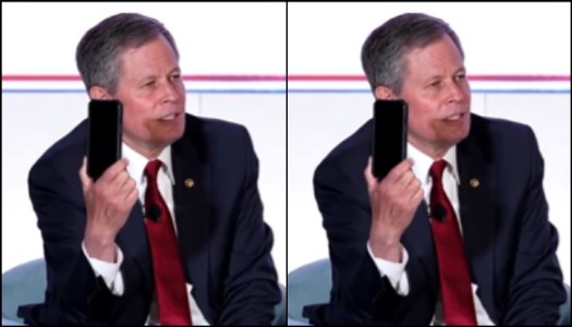 'Can't carry my phone to China', US Senator praises India as a 'highly trusted ally' over China on security