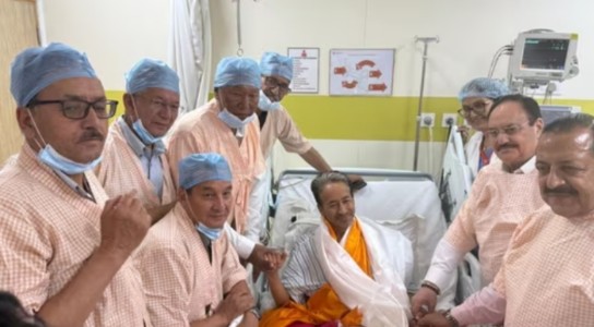 Sonam Wangchuk ends hunger strike after 26 days; CJP's Abhijeet Dipke says protest would continue