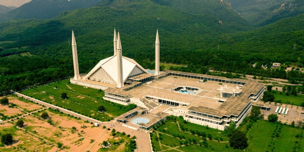 Islamabad Turns a Fragile Peace into a Sales Pitch: The USD 10 Billion Ask from Washington
