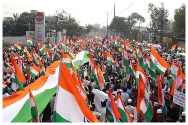 Kashmir: From Fear to Tricolour