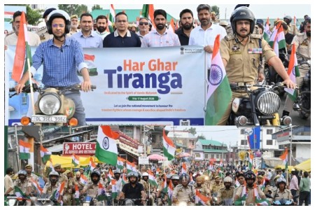 Kashmir: From fear to Tricolour