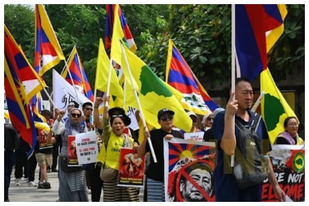 Tibetan Community Protests in Washington During Trump-Xi Meeting
